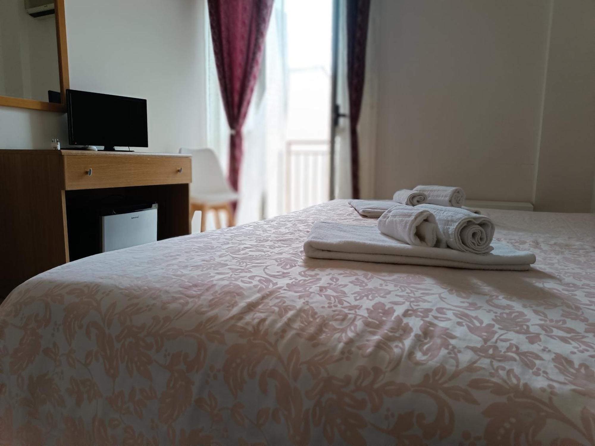 Il Quadrifoglio Hotel Frascineto Екстериор снимка